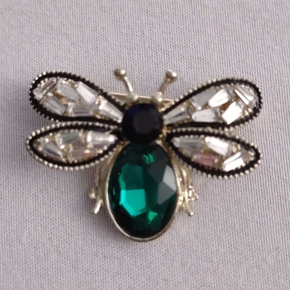 New Vintage Style Insect Brooch - Picture 2 of 10